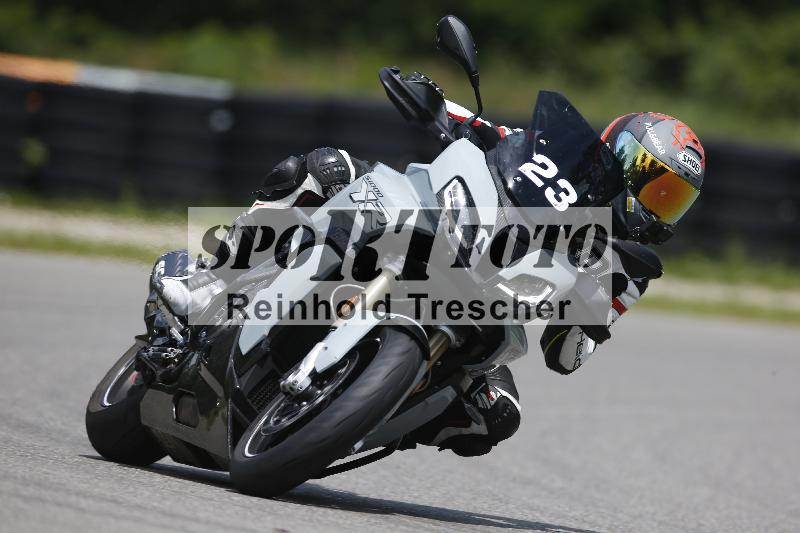 /Archiv-2024/29 12.06.2024 MOTO.CH Track Day ADR/Gruppe gelb/23